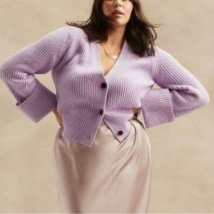 NWOT BANANA REPUBLIC LAVENDER MERINO CASHMERE CARDIGAN LARGE